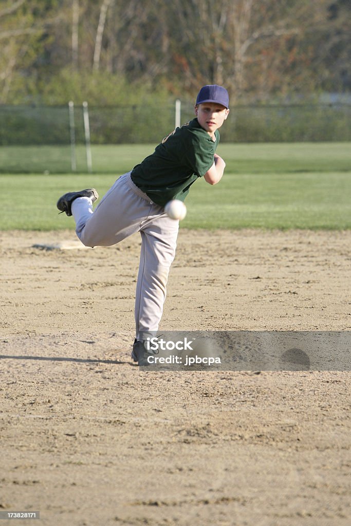 Liga Juvenil do Lançador de Basebol - Royalty-free Atleta Foto de stock