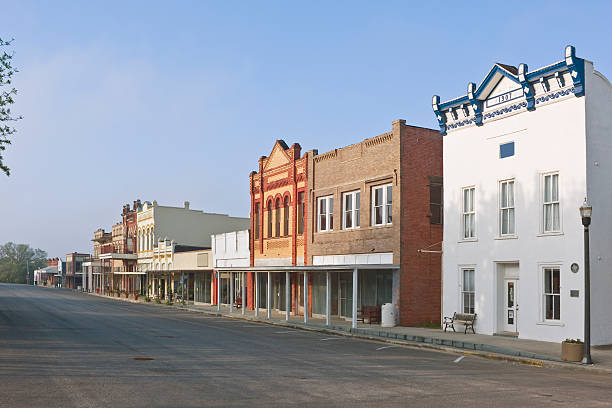 istock Goliad Texas Town Square Shops,empty street. 173828450
