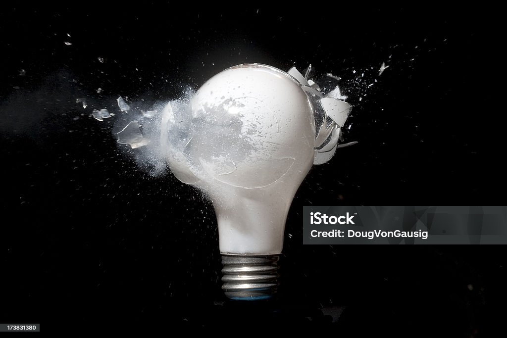 Взрыв-эксплозия Лампа накаливания - Стоковые фото Лампа накаливания роялти-фри