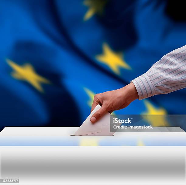 Da Votação - Fotografias de stock e mais imagens de Bandeira da União Europeia - Bandeira da União Europeia, Eleição, Acenar