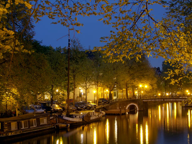 istock Brouwersgracht in Amsterdam 173834295