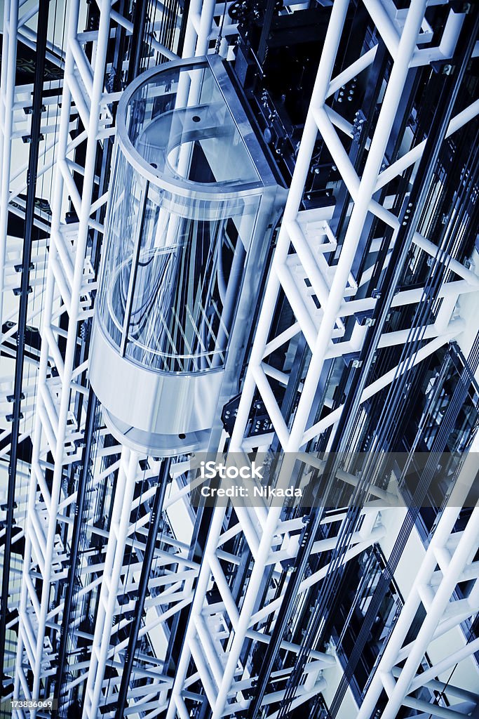 Moderna de ascensor - Foto de stock de Acero libre de derechos