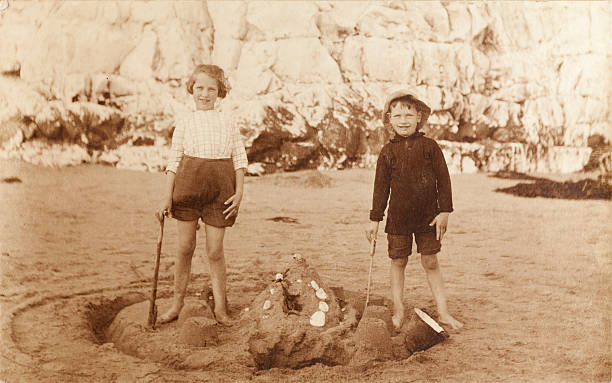 istock Building Sandcastles in the 1920's 173836603