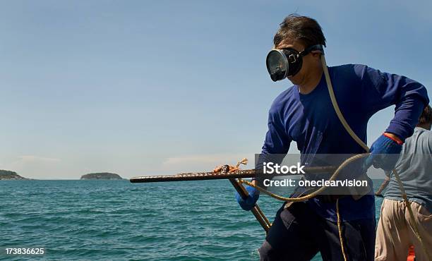 바다빛 Gypsy 다이버 낚시에 대한 스톡 사진 및 기타 이미지 - 낚시, 남자, 동아시아 문화
