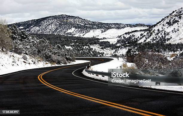 Strada Di Montagna - Fotografie stock e altre immagini di Altopiano del Colorado - Altopiano del Colorado, Asfalto, Autostrada