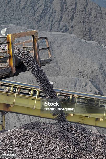 Bügeleisen Stockfoto und mehr Bilder von Bergbau - Bergbau, Langzeitbelichtung, Ausrüstung und Geräte