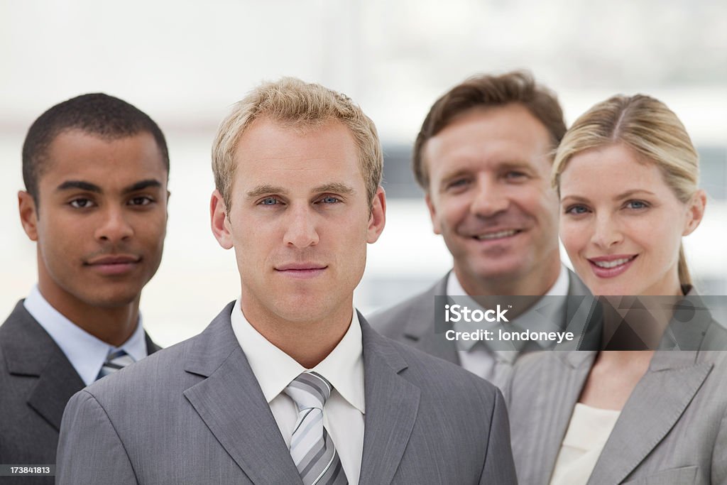 Retrato de grupo de negócios de 4 pessoas. - Royalty-free 20-24 Anos Foto de stock