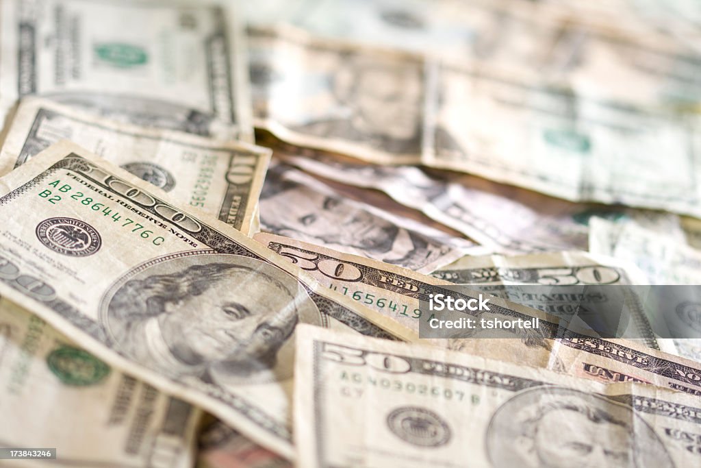 Waluta USA Zrelaksuj się na stole - Zbiór zdjęć royalty-free (10 dolarów USA)