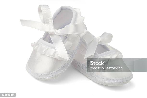 Bebê Sapatos Isolado No Branco Com Traçado De Recorte - Fotografias de stock e mais imagens de Fundo Branco