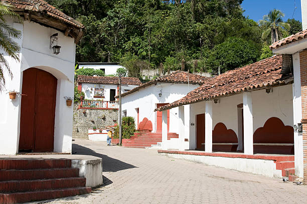 mexican village "tapijulapa village in tabasco state, mexico, with traditional architecture" tabasco state stock pictures, royalty-free photos & images