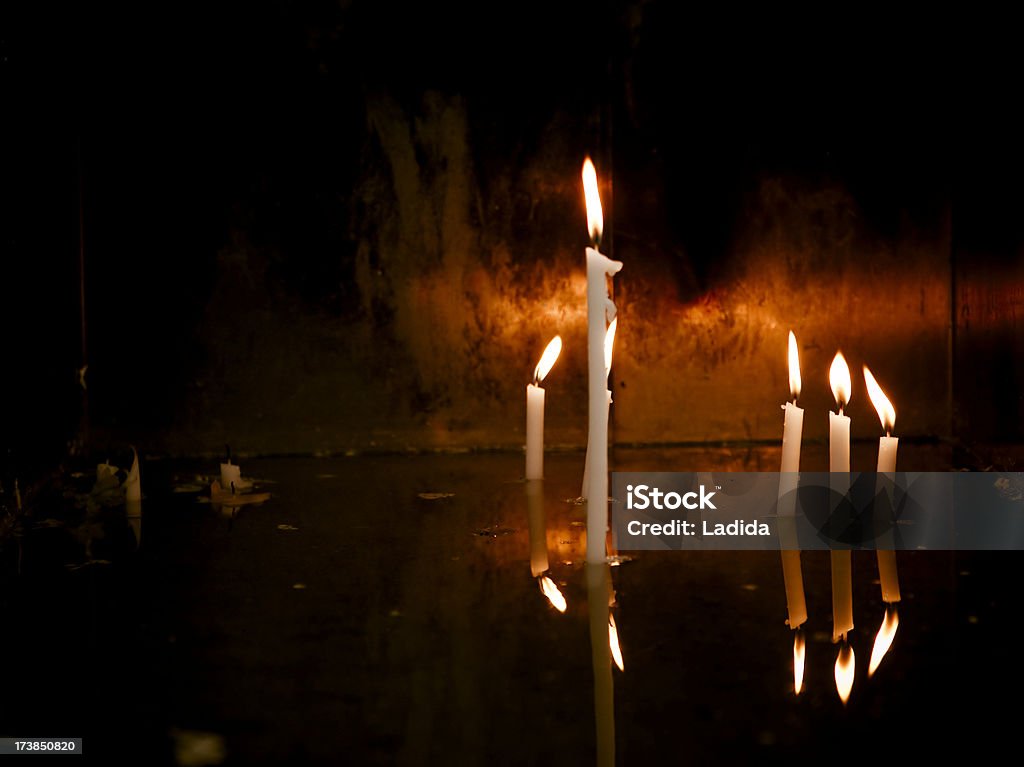 Kerzen in der Kirche - Lizenzfrei Christentum Stock-Foto