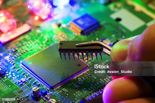 Circuito Integrado Foto de stock y más banco de imágenes de Semiconductor - Semiconductor, Chip - Componente de ordenador, Láser