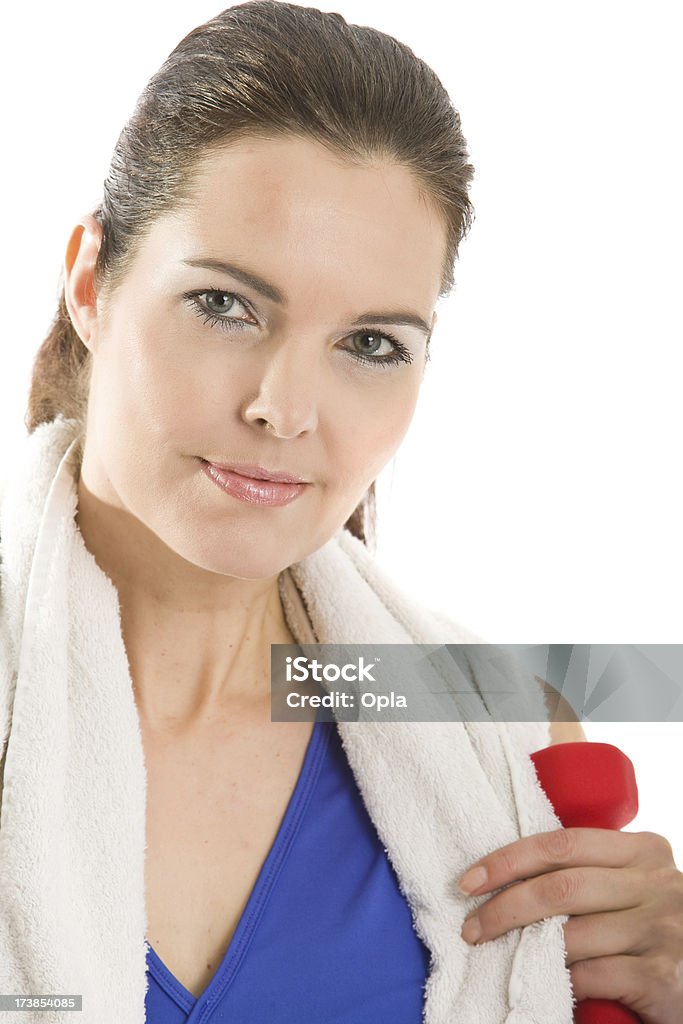 Kobieta z ręcznikiem i Hantel - Zbiór zdjęć royalty-free (Aktywny tryb życia)
