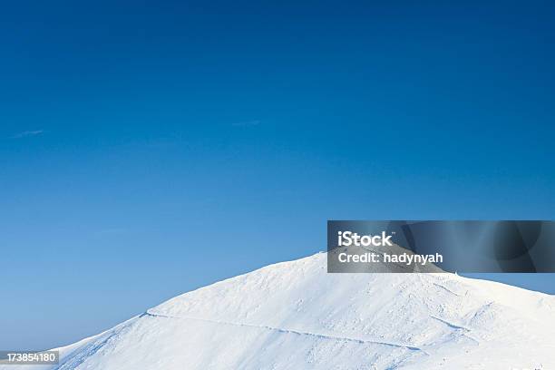 Zimowy Krajobraz - zdjęcia stockowe i więcej obrazów Bez ludzi - Bez ludzi, Biały, Chłodny