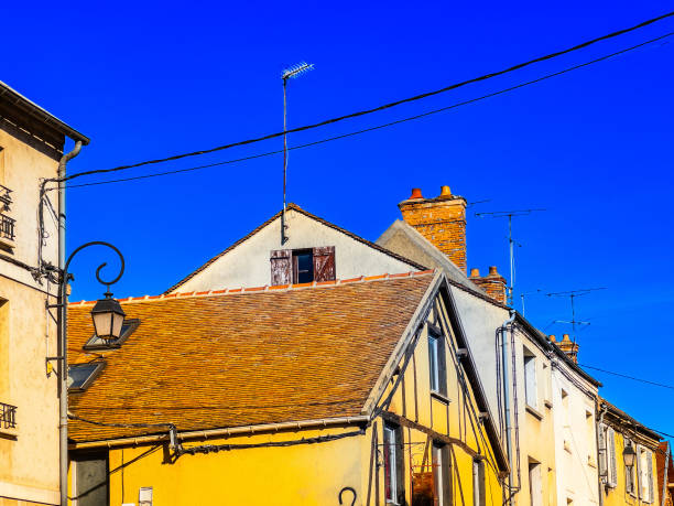 istock Montereau-Fault-Yonne: Strolling through Downtown Streets 1738570176