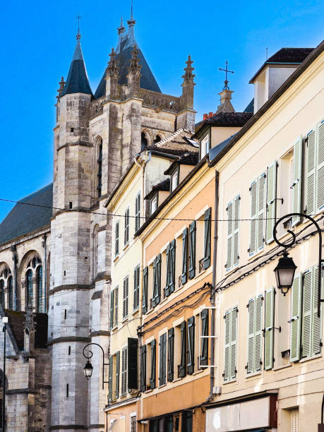 istock Montereau-Fault-Yonne: Strolling through Downtown Streets 1738570179