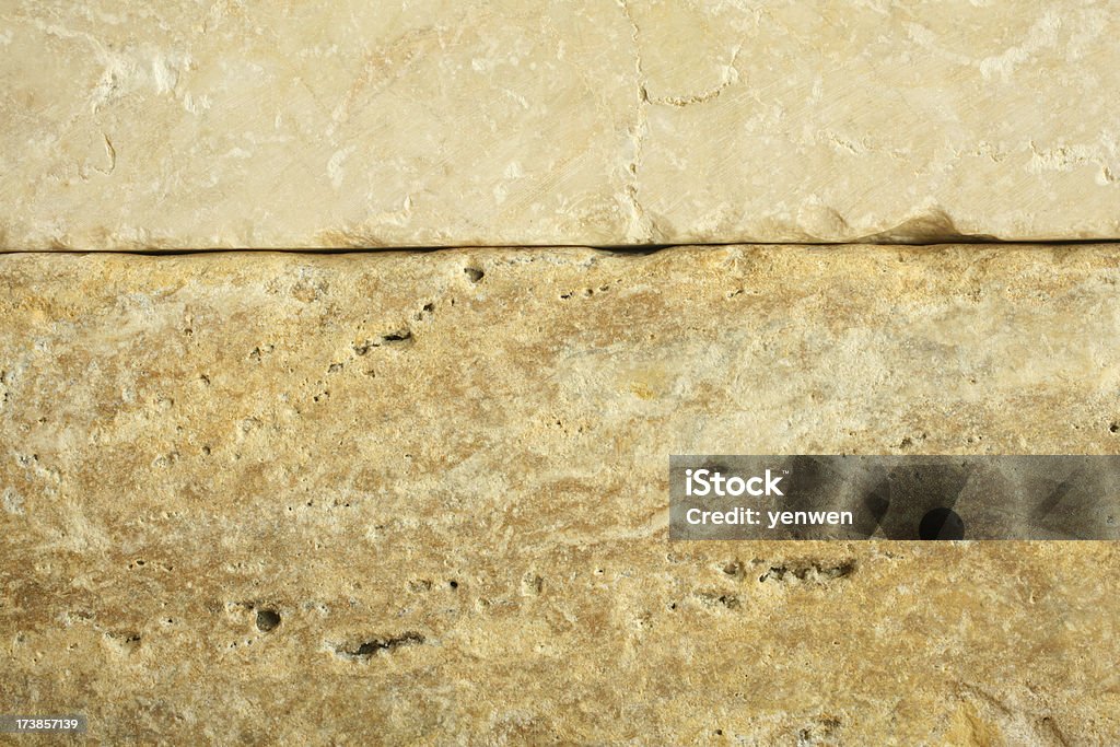 Impilati in pietra calcarea e pietra color travertino - Foto stock royalty-free di Ammucchiare