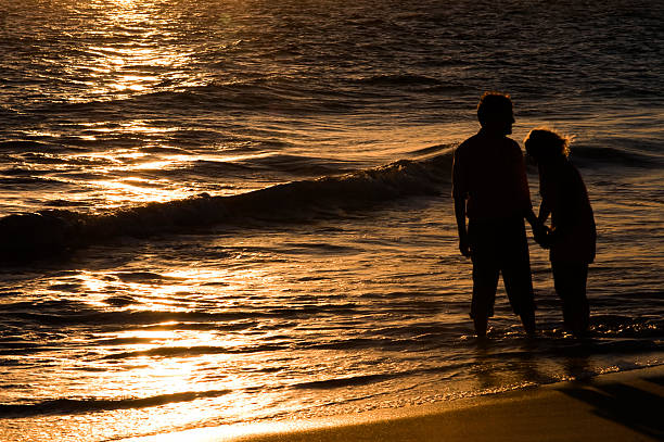 istock Couple at sunset 173861858