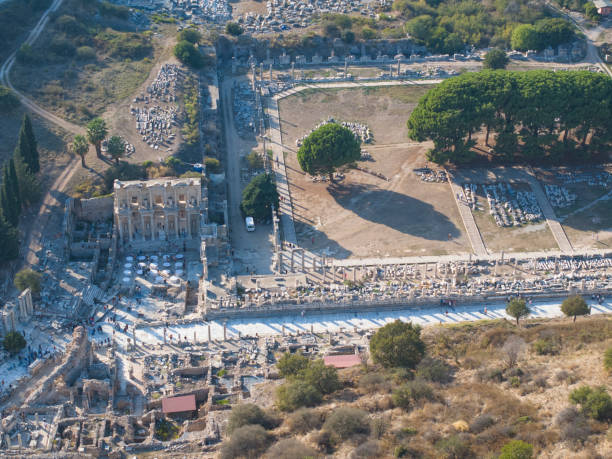 에베소 고대 도시 드론 사진, 셀주크 이즈미르, 터키 (터키) - anadolu efes 뉴스 사진 이미지