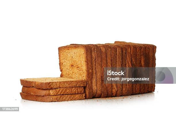 Brot Stockfoto und mehr Bilder von Ballaststoff - Ballaststoff, Braun, Brotscheibe