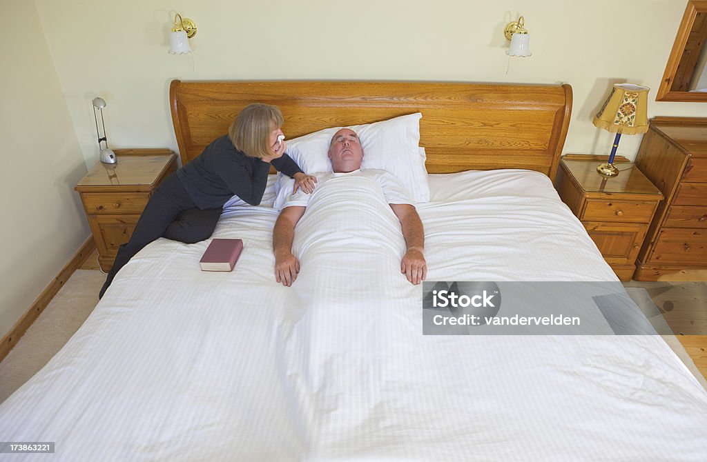 Il Sickbed - Foto stock royalty-free di Adulto