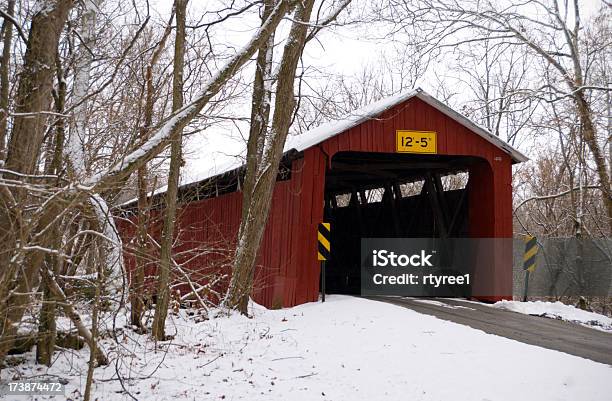 Ponte Coperto - Fotografie stock e altre immagini di Composizione orizzontale - Composizione orizzontale, Fotografia - Immagine, Inverno