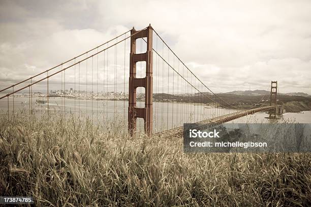 Foto de Ponte Golden Gate De Marin Headlands e mais fotos de stock de Antigo - Antigo, Arquitetura, Baía