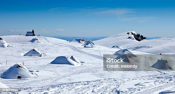 Sielanka Zima - zdjęcia stockowe i więcej obrazów Bez ludzi - Bez ludzi, Fotografika, Góra