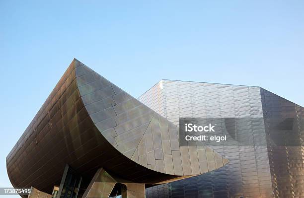 Im Lowry Centre Dach Mit Blau Clear Sky Stockfoto und mehr Bilder von Lowry Centre - Lowry Centre, Abstrakt, Architektur