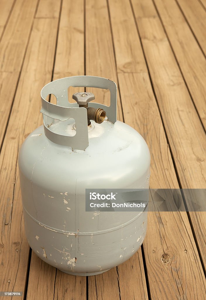 Propane Tank auf Deck - Lizenzfrei Alt Stock-Foto