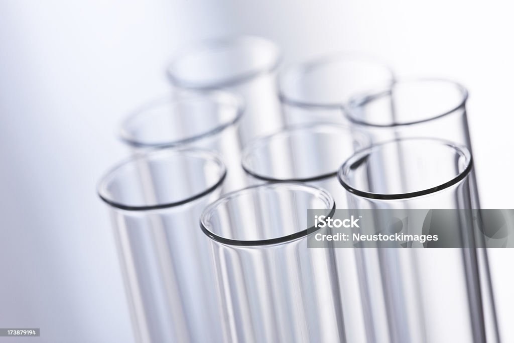 Süßes Bild von test tube auf weißem Hintergrund - Lizenzfrei Bewegungsunschärfe Stock-Foto