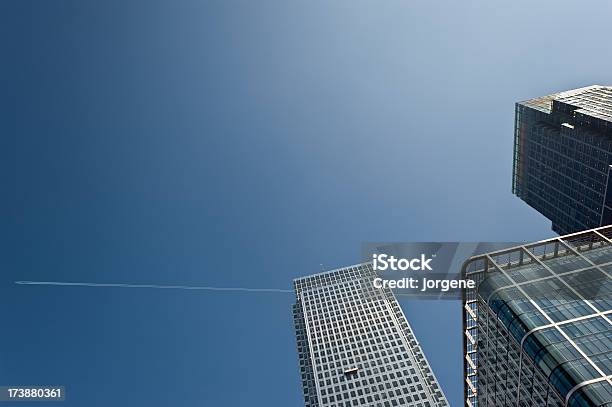 Centro Financeiro Canary Wharf London - Fotografias de stock e mais imagens de Arquitetura - Arquitetura, Arranha-céu, Atividade bancária