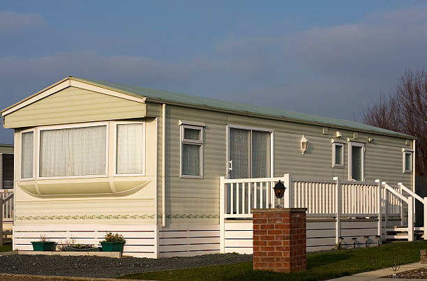 Luxury caravan, static holiday home A modern luxury static holiday caravan. manufactured housing stock pictures, royalty-free photos & images