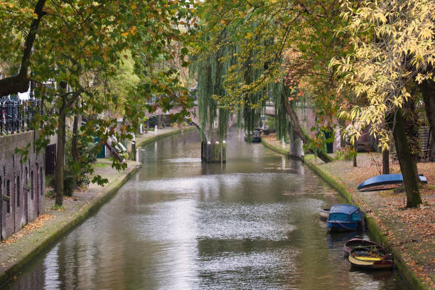 istock Canal in Utrecht, The Netherlands 173882355