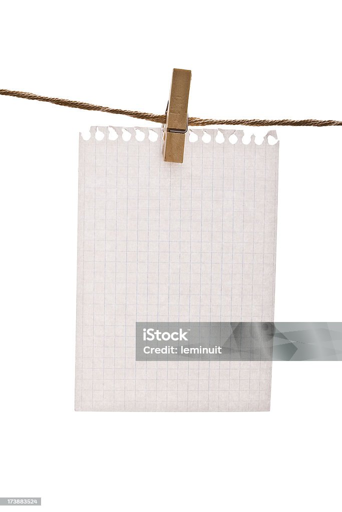 Notebook sheet e Molletta da bucato - Foto stock royalty-free di Articolo di cancelleria