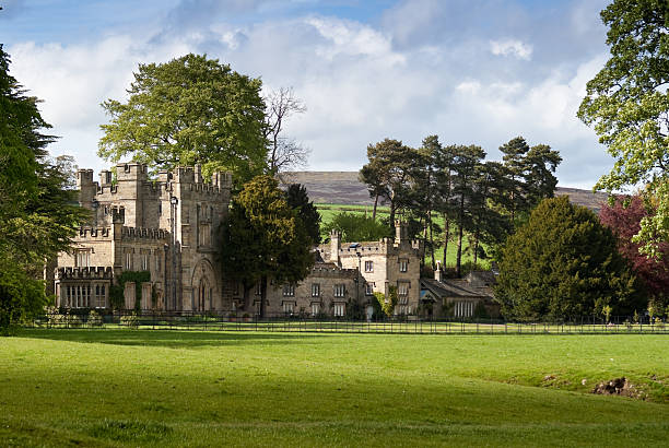 istock English Manor with Yorkshire Moors 173885057