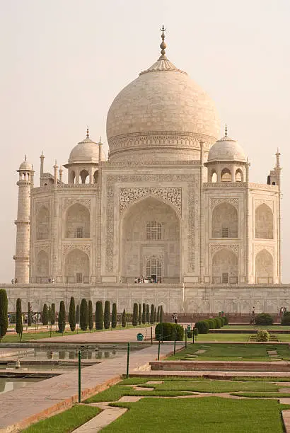 Photo of Taj Mahal at Sunrise