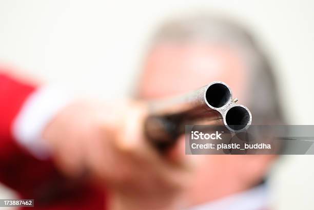 Foto de Espingarda O Fotógrafo e mais fotos de stock de Adulto - Adulto, Arma de Fogo, Atirador