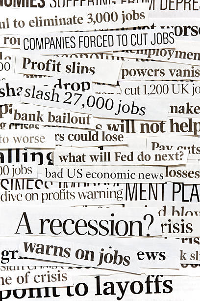 グローバル金融 crises ます。コラージュ新聞の見出します。 - newspaper headline unemployment finance recession ストックフォトと画像