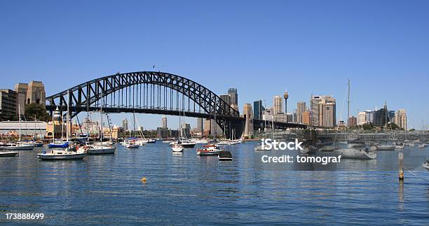 Na Panoramę Sydney - zdjęcia stockowe i więcej obrazów Architektura - Architektura, Australia, Biurowiec