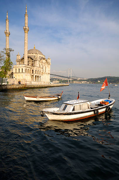 istock Ortakoy Mosque, Istanbul, Turkey 173890784