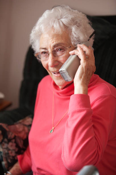 istock Senior on the phone 173892655