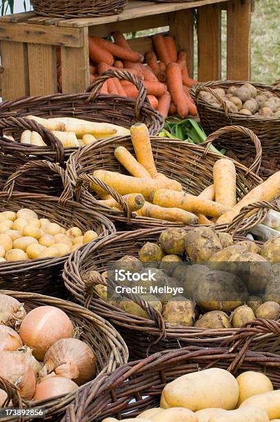 Verdure Fresche - Fotografie stock e altre immagini di Agricoltura - Agricoltura, Alimentazione sana, Ambientazione esterna