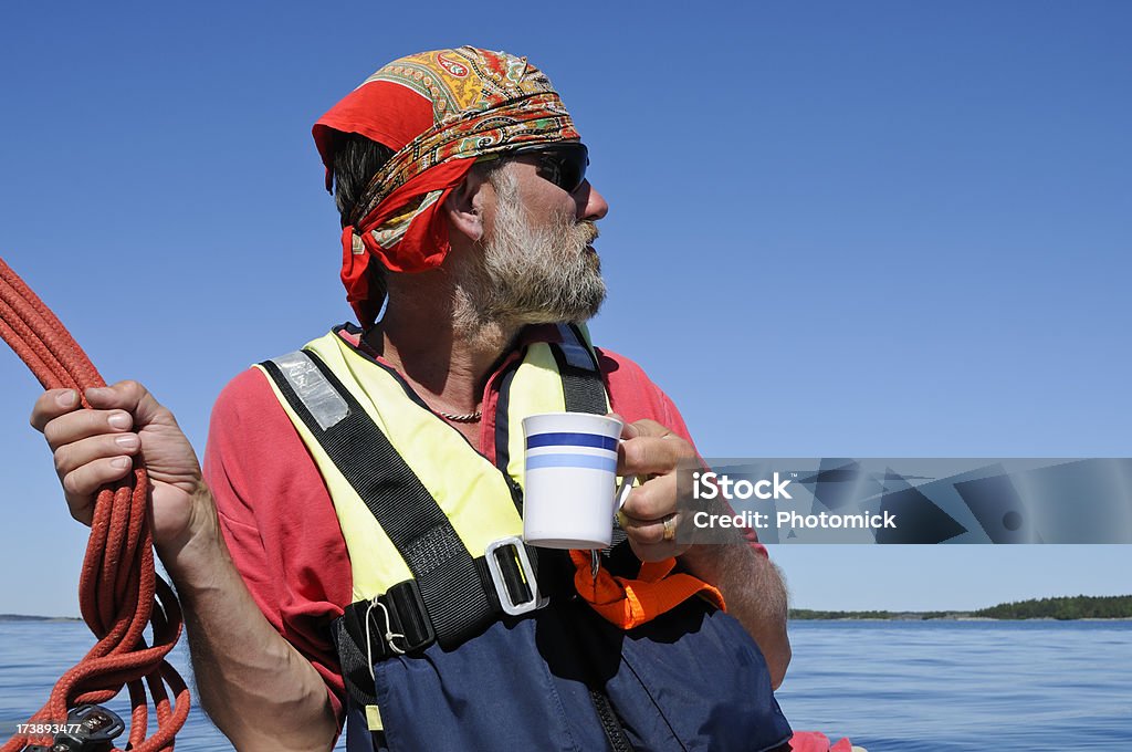 Marynarz z kubek do kawy - Zbiór zdjęć royalty-free (40-49 lat)
