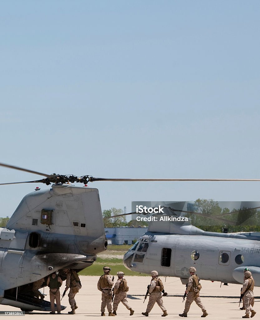 Chargement du chinook - Photo de Défiler libre de droits