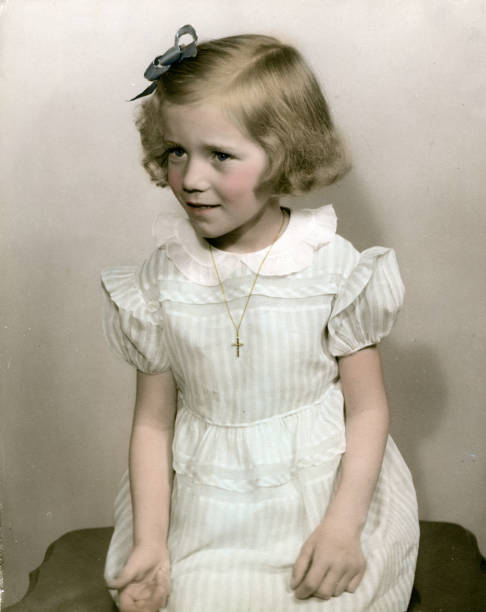 istock Vintage Girl   View images from same session 173895761