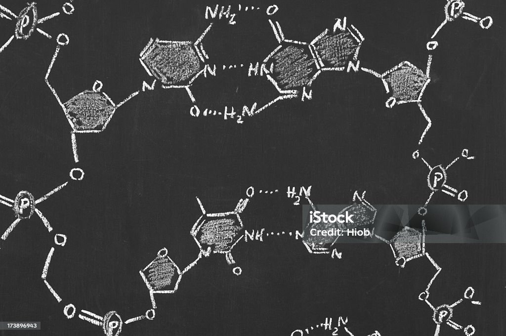 Chemische Formel von DNA an einer Tafel - Lizenzfrei Periodensystem der Elemente Stock-Foto