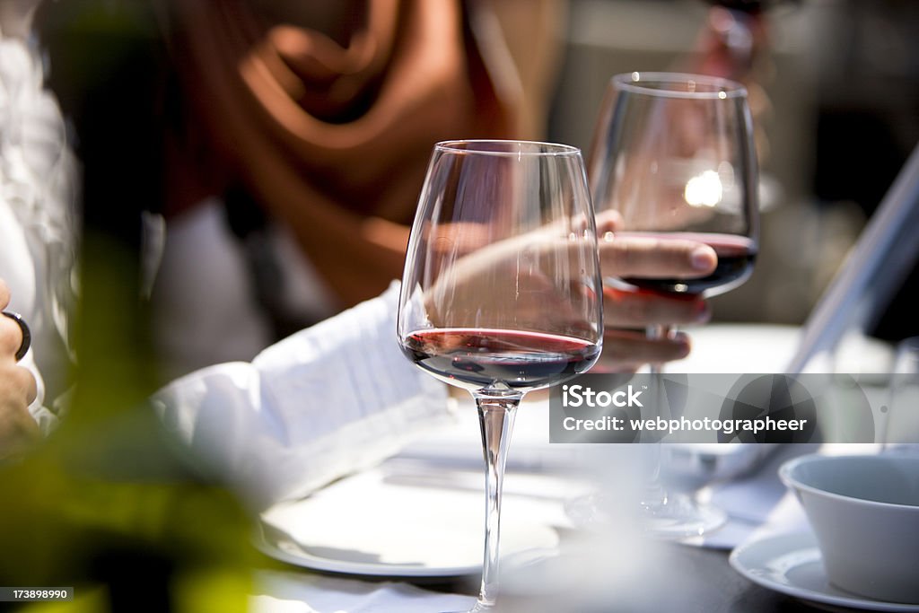 Vin rouge - Photo de Adulte libre de droits