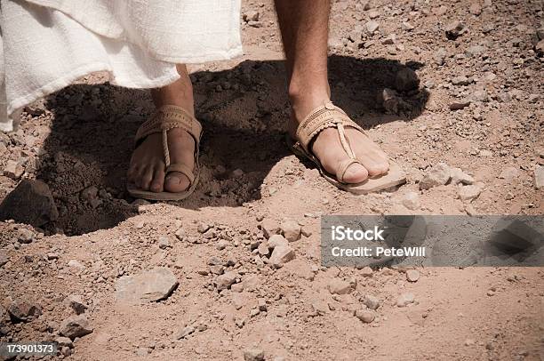 Jesús Piedi - Fotografie stock e altre immagini di Gesù Cristo - Gesù Cristo, Sandalo, Polvere