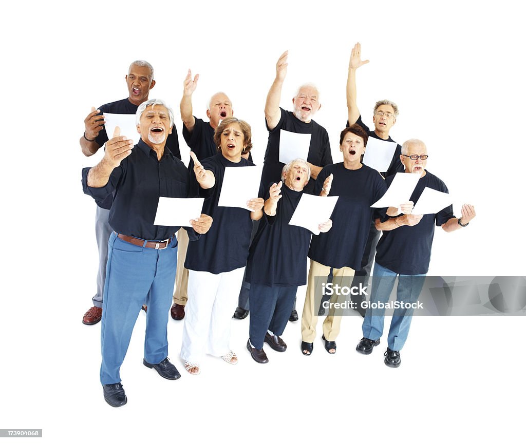 Groupe de personnes âgées chanter sur blanc - Photo de Choeur libre de droits